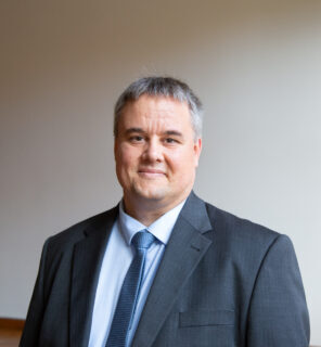 Prof. Dr. Peter Uhrig, Lehrstuhl für Anglistik, insbesondere Linguistik, an der FAU (Bild: FAU/ Georg Pöhlein)